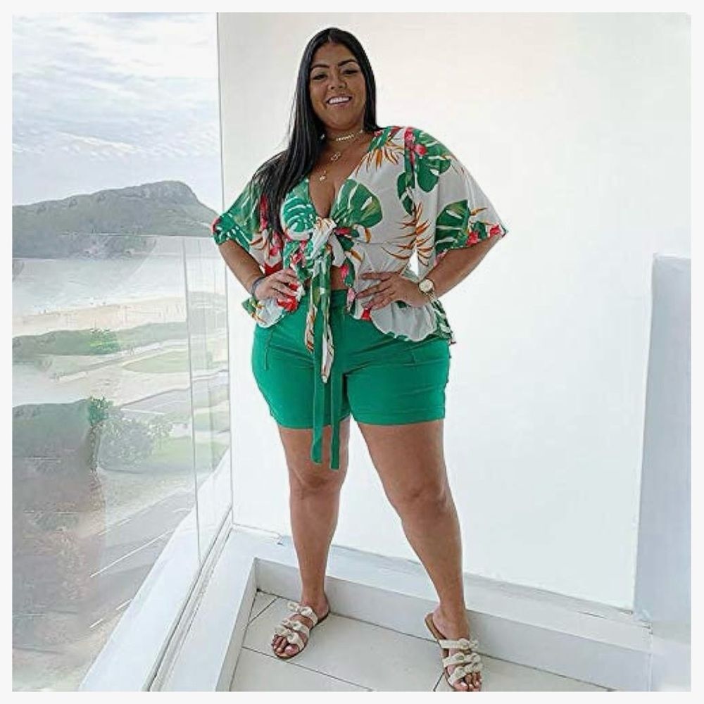 Tropical Green and White Tie-Front Blouse - Picture 6 of 8